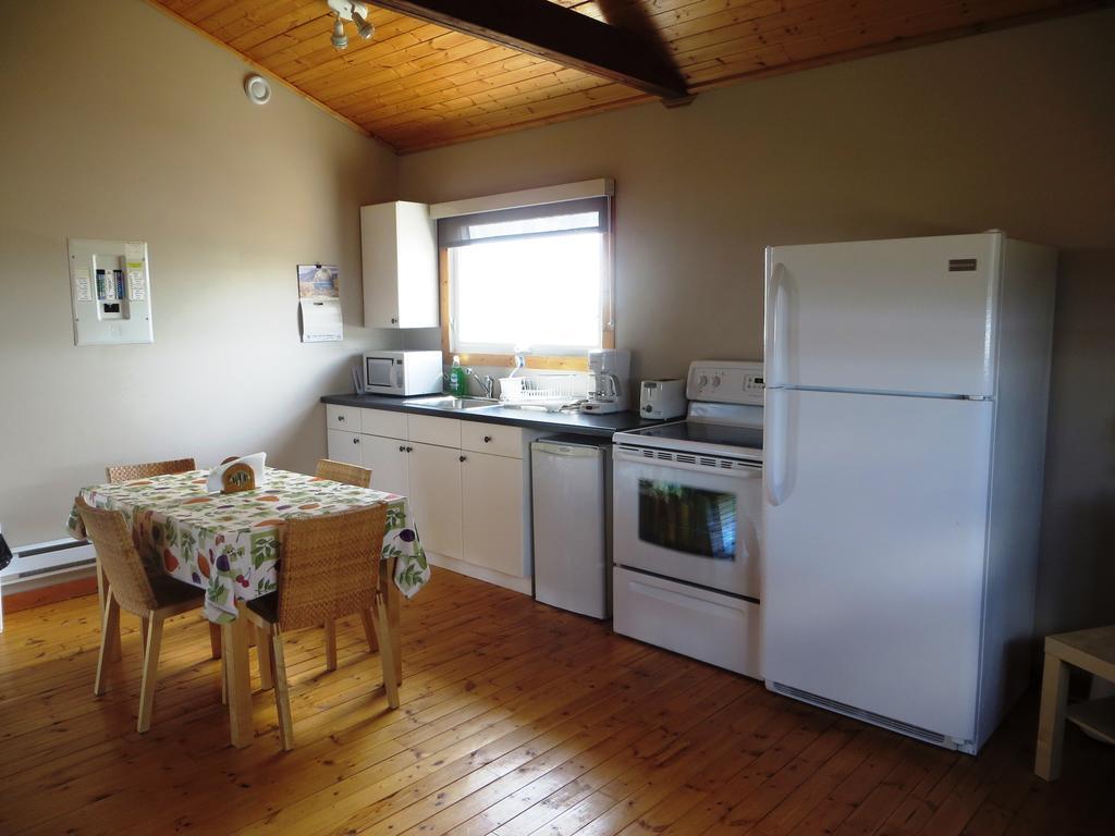 Foxlake Retreat Hanna 객실 사진