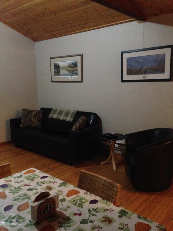 Foxlake Retreat Hanna 외부 사진